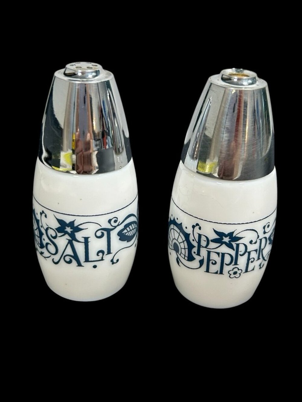 Westmoreland Milk Glass Blue Floral Swirl Graphics Salt & Pepper Shakers Vintage